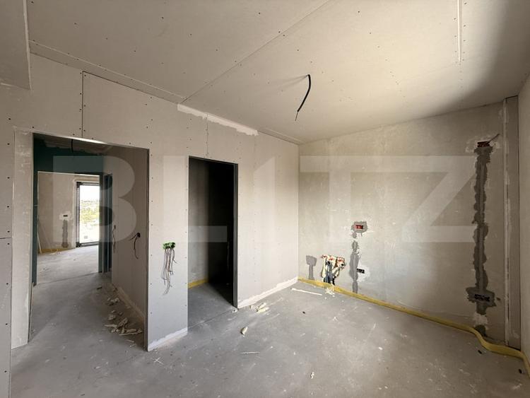 Apartament cu 2 camere decomandat în Est