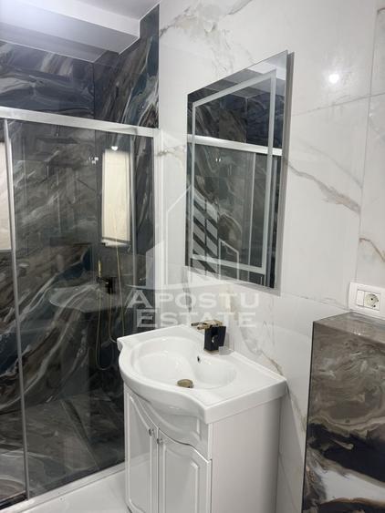 Duplex  despărțit prin garaj și camera tehnică în Giarmata - 13