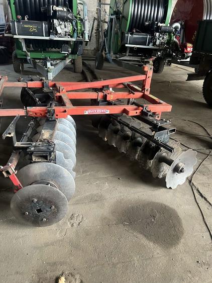 16 ha teren arabil Tecuci irigatii Utilaje agricole - 8