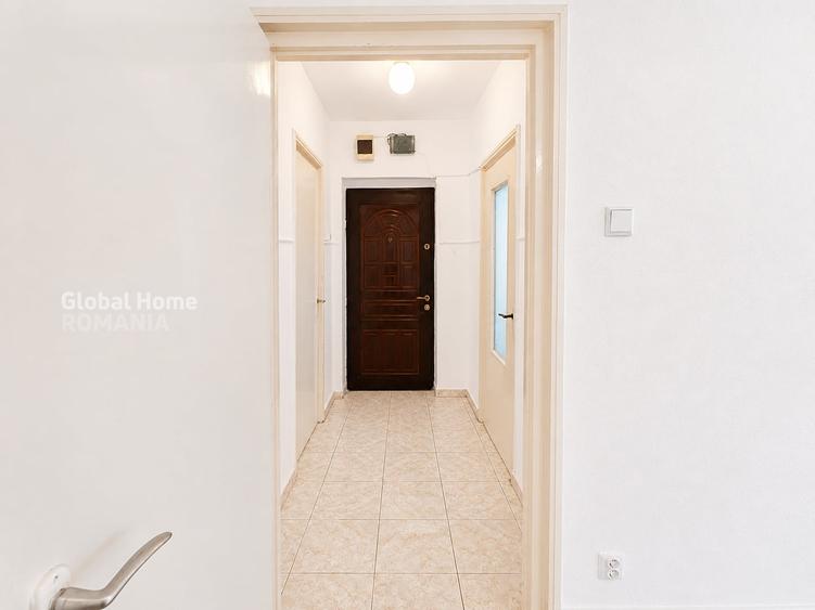 Apartament cu 3 camere semidecomandat în Drumul Taberei