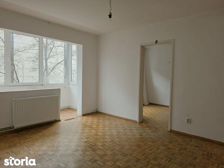 Astra langa pia?a apartament 2 camere etaj 2 - 1