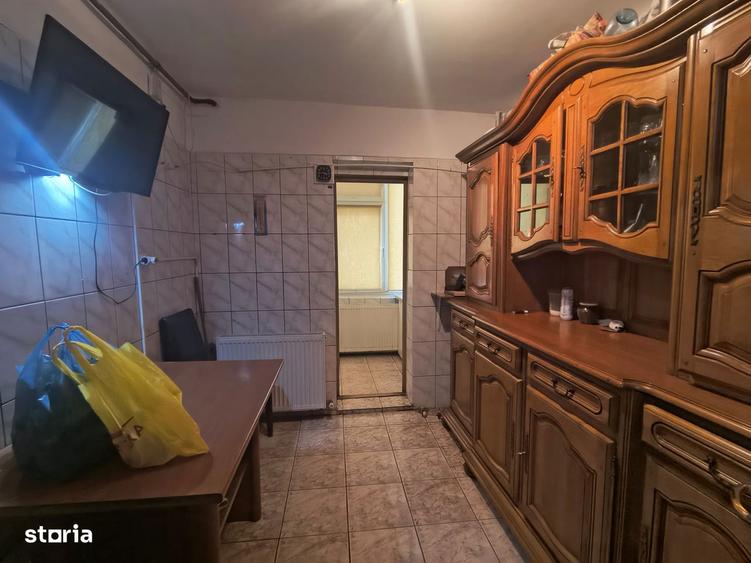 EXCLUSIV DACIA 3 CAMERE 71 MP PRET 130000 EURO - 2