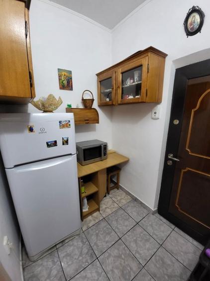 Garsoniera zona centrala parter - 6