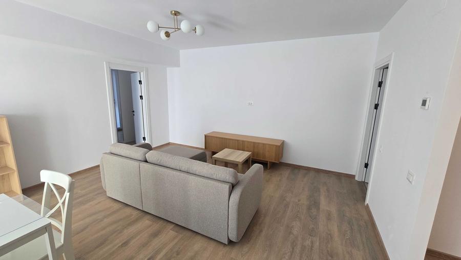 Apartament cu 2 camere decomandat în Andronache