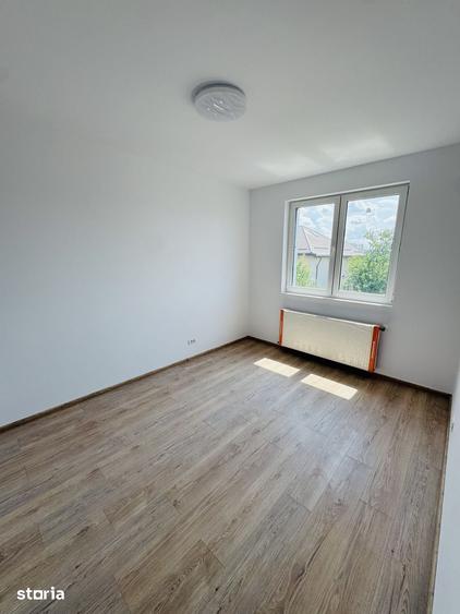 Casă cu 4 camere cu Teren 250 Mp în Ghencea