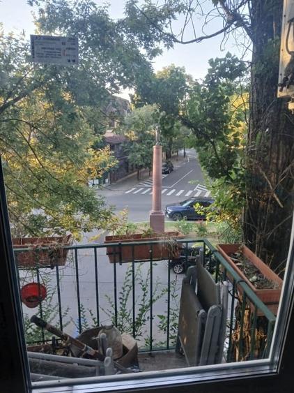 Apartament cu 2 camere decomandat în Primăverii
