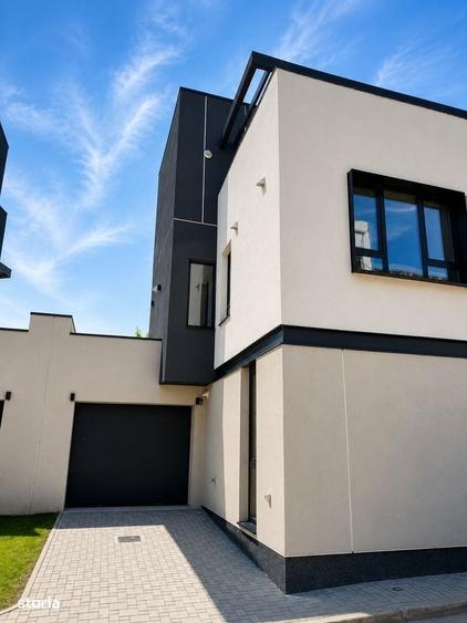 Casă cu 4 camere în Exterior Vest