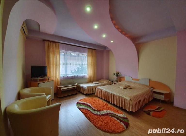 Casă cu 7 camere în Eforie