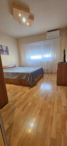 Apartament cu 2 camere decomandat în Dorobanți