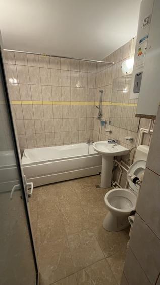 Apartament cu 2 camere decomandat, mobilat în Aviației