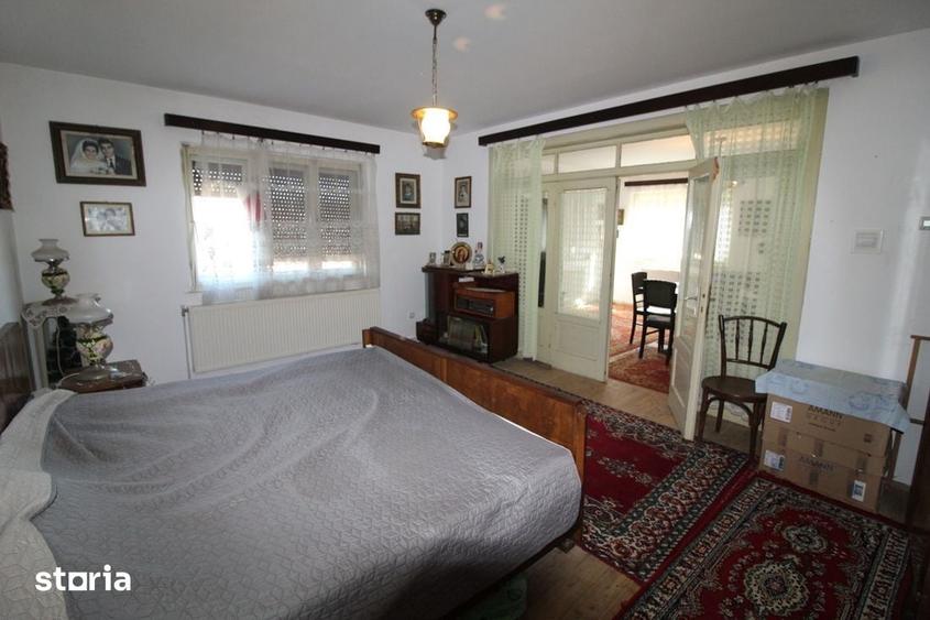 Casă cu 4 camere cu Teren 436 Mp în Hunedoara