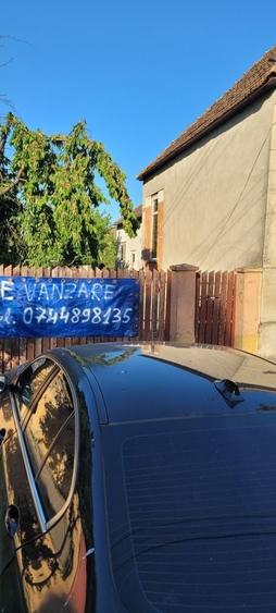 Casă cu 4 camere în Vladimirescu