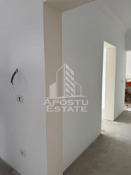 Apartament cu 3 camere decomandat în Moșnița Nouă