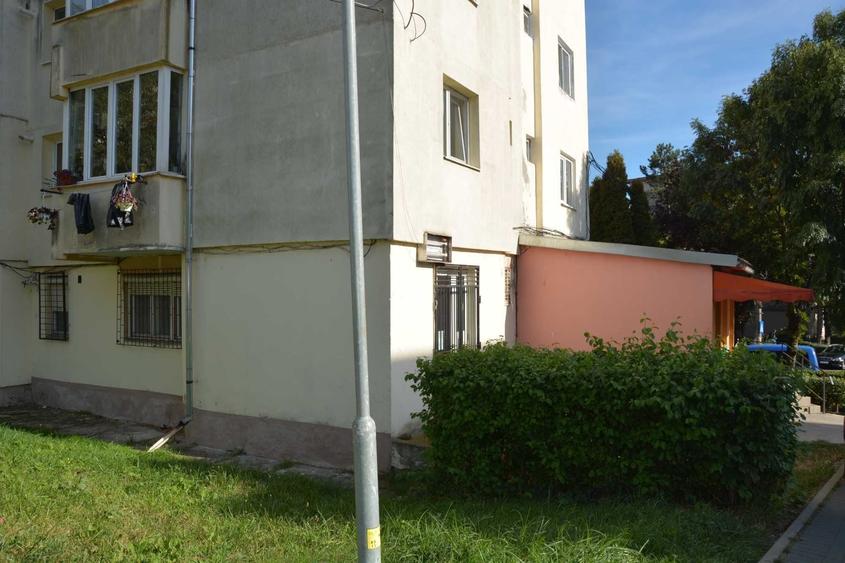 Apartament cu 2 camere semidecomandat în Central