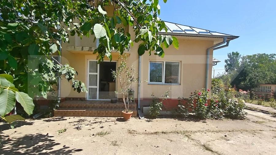 Casă cu Teren 2200 Mp în Dobra
