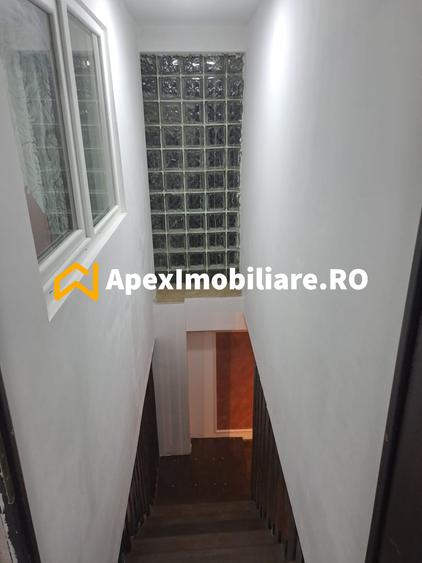 Casă individuală cu 4 camere cu Canalizare în Doamna Ghica