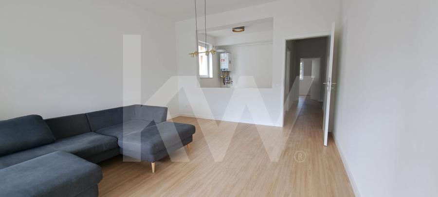 Apartament cu 2 camere decomandat, mobilat în Cristian