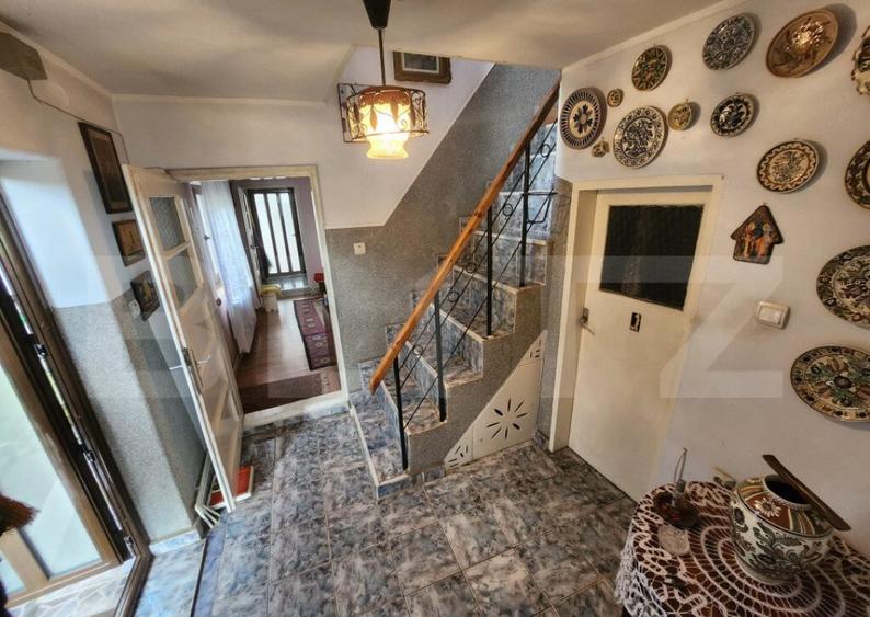 Casa individuala, 6 camere, 99 mp, semifinisata ,zona Est - 18