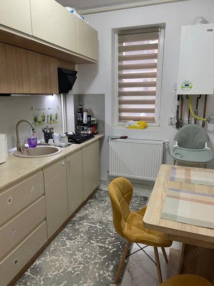 Apartament de vanzare - 4