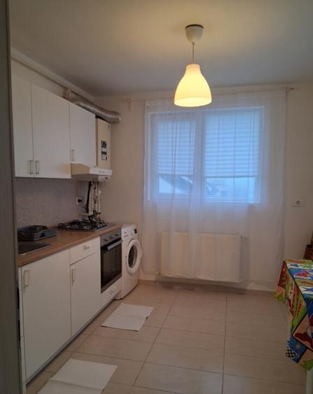 Proprietar, inchiriez garsoniera, bloc nou,Otopeni - 9