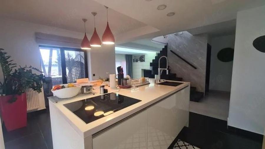 Vila 4 camere, 140mp utili, teren 500mp, Pantelimon, 285.000euro - 3
