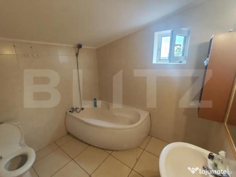 Casa de vanzare, cu 4 camere, 147 mp, zona Pacurari - 6