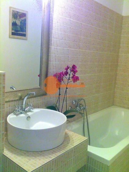 Apartament 4 camere Zona 13 Septembrie &acirc; Sebastian - 6