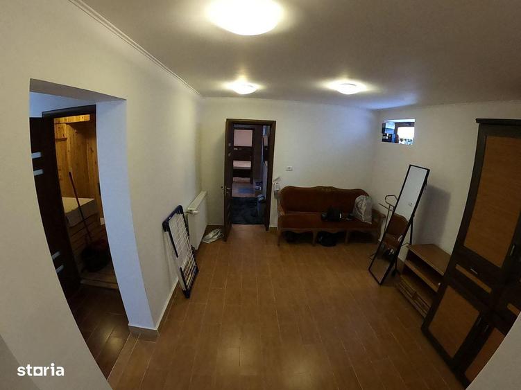 DE INCHIRIAT: apartament 4 Camere la intrare in Lazu - 3