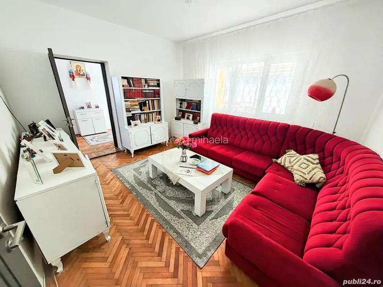 Casa de vanzare in Hunedoara, zona Chizid, 4 camere, 2 bai, renovata. 125000 Casa de vanzare in Hunedoara, zona Chizid, 4 camere, 2 bai, renovata. 125000