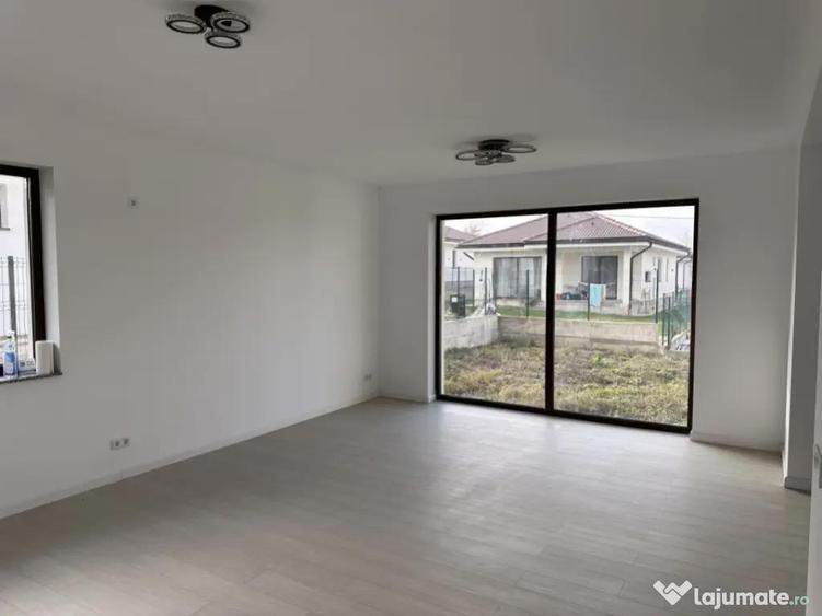 Casa parter, 93.40 mp, zona Exterior Est - 14