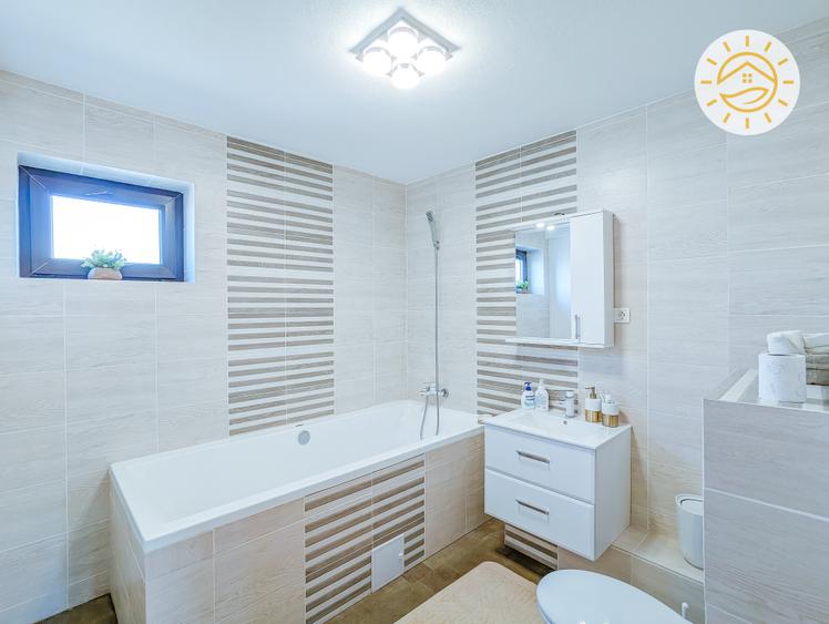 Casa la 3,5km de Coresi Shopping Center mobilata modern - 6