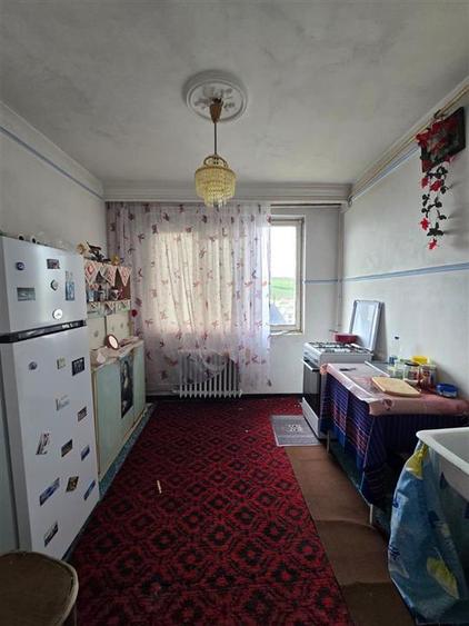 Apartament 3 camere Decomandat - Alexandru cel Bun - 3
