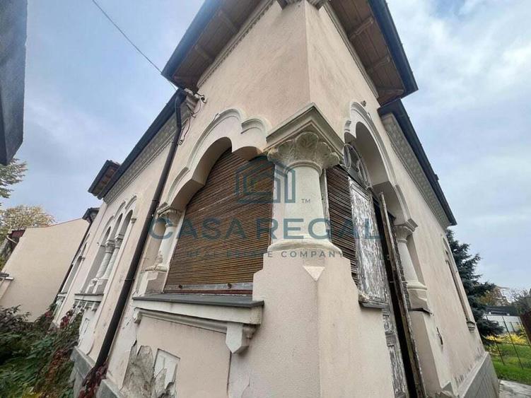 Proprietate unica de vanzare central + 1215mp teren - 2