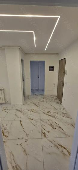 Vand apartament 3 camere zona Progresu - 2