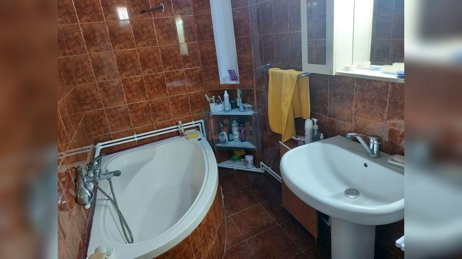 CASĂ + TEREN 565 MP – STRADA MOVILEI - 8