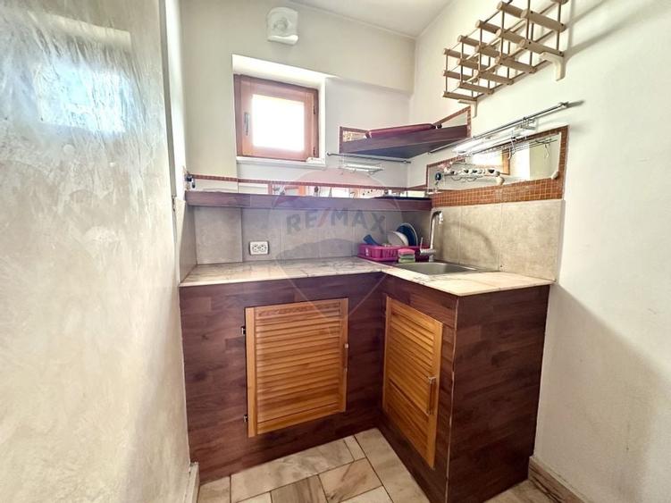 Spații Birouri de închiriat in Vila Str Comana Sector 1 - 6