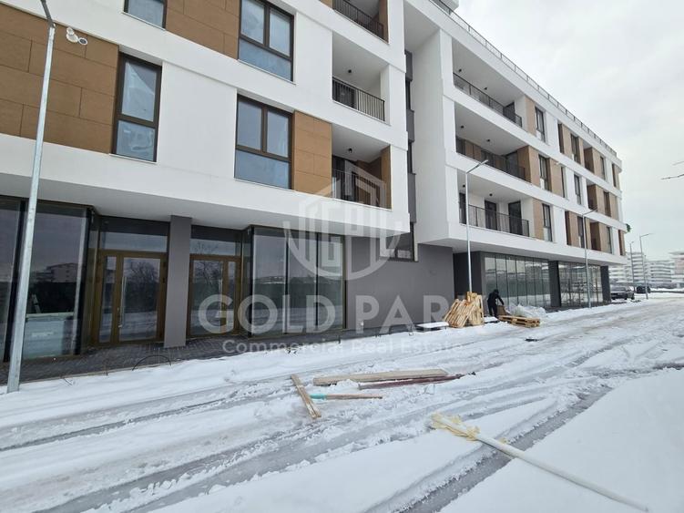 Spatiu Comercial - Floresti/Eroilor - Vitrina / TRAFIC PIETONAL - 26
