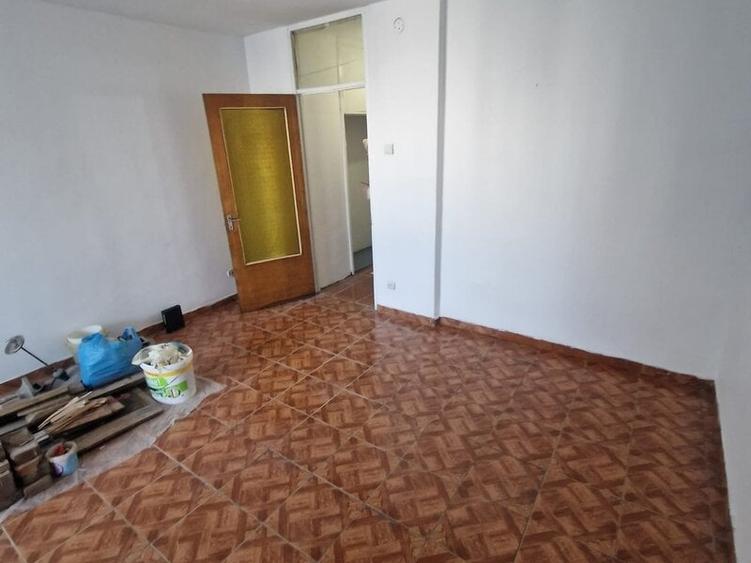 Drumul Taberei, 1 Mai, bloc 1982 - 5