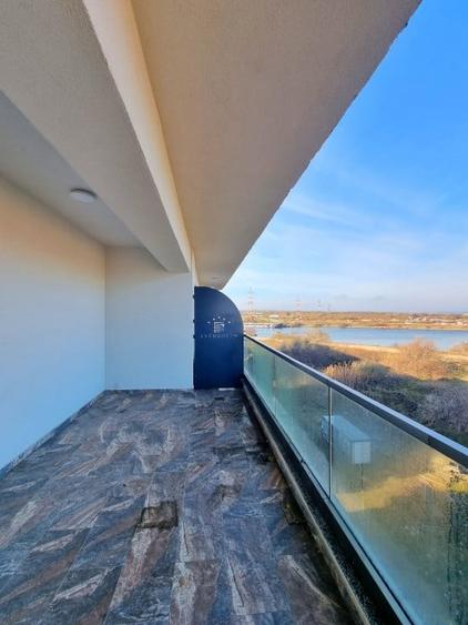 Apartament cu priveliste catre ape si parcare subetarana - 10