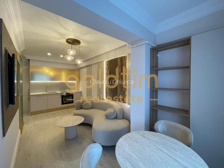 STUDIO SUPERB/DESIGN UNIC/PIPERA OMV/MOBILAT SI UTILAT