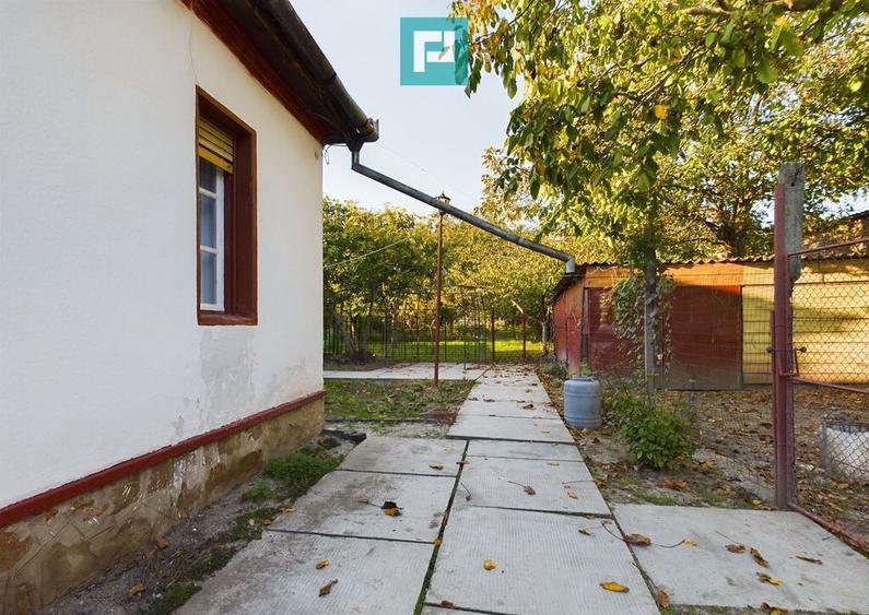 Casa cu 4 camere de vanzare in Sega - 10