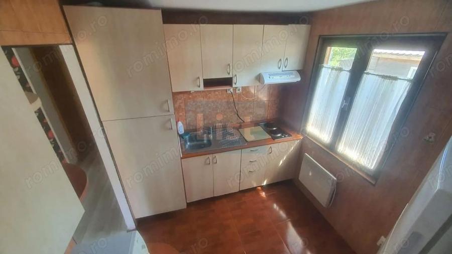 2 Cabane complet utilate, Dubova, Valea Ponicovei - 12