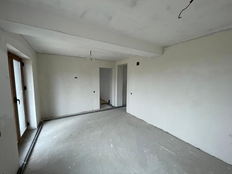 Casa semifinisata P+1 cu teren de 710mp in proximitatea centurii de Nord Craiova - 13