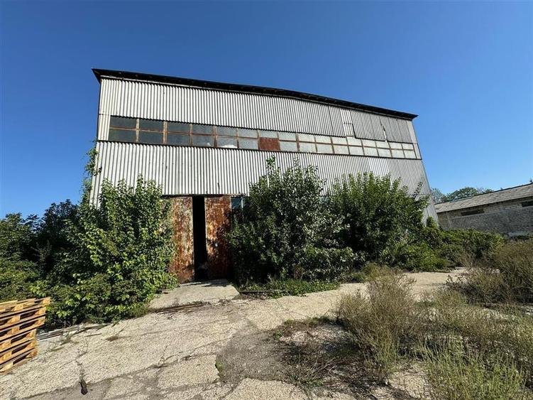 Hala industriala 1.240mp utili si teren in suprafata de 3.848 mp - 5