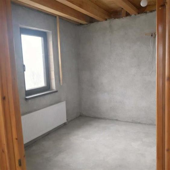 Casa solida, 4 dormitoare, 3 bai, 280 mp construiți, teren 1100 mp – Stupin - 9