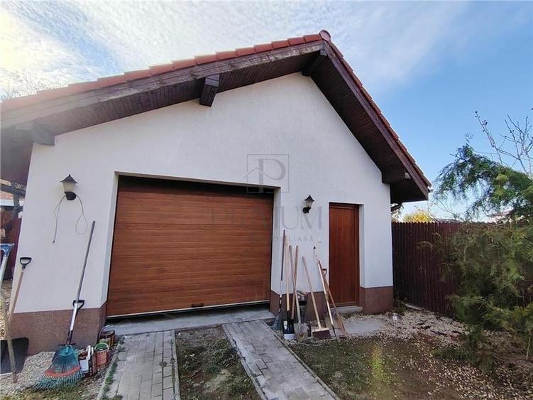 Casa individuala - 6 camere - locatie excelenta - 220 mp utili - garaj - 18