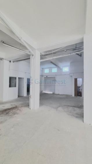 Spațiu comercial, de 371 mp, în Cantemir