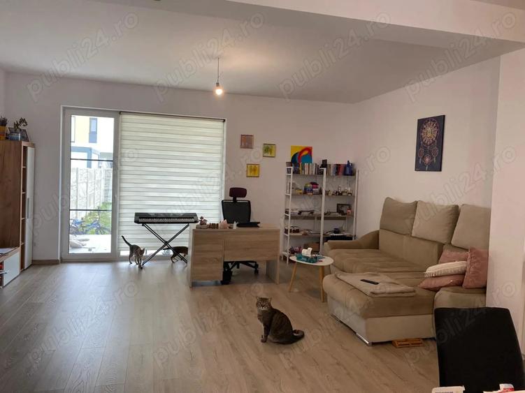 Proprietar vand casa luminoasa - 6