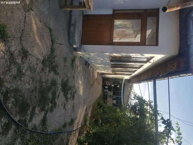Urgent,teren 1500 mp si casa de vanzare - 2