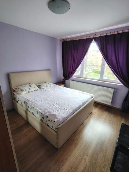 Vand Apartament 2 camere, centrul Civic 2 - 2